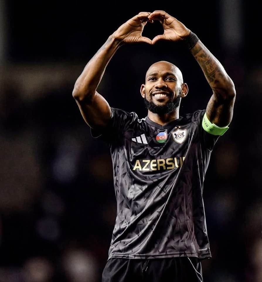\"Qarabağ\" Medina ilə yollarını ayırdı&nbsp;
