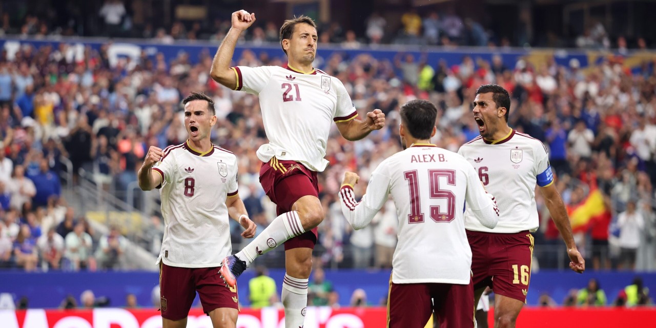 İspaniya Dünya çempionatının finalına vəsiqə qazandı