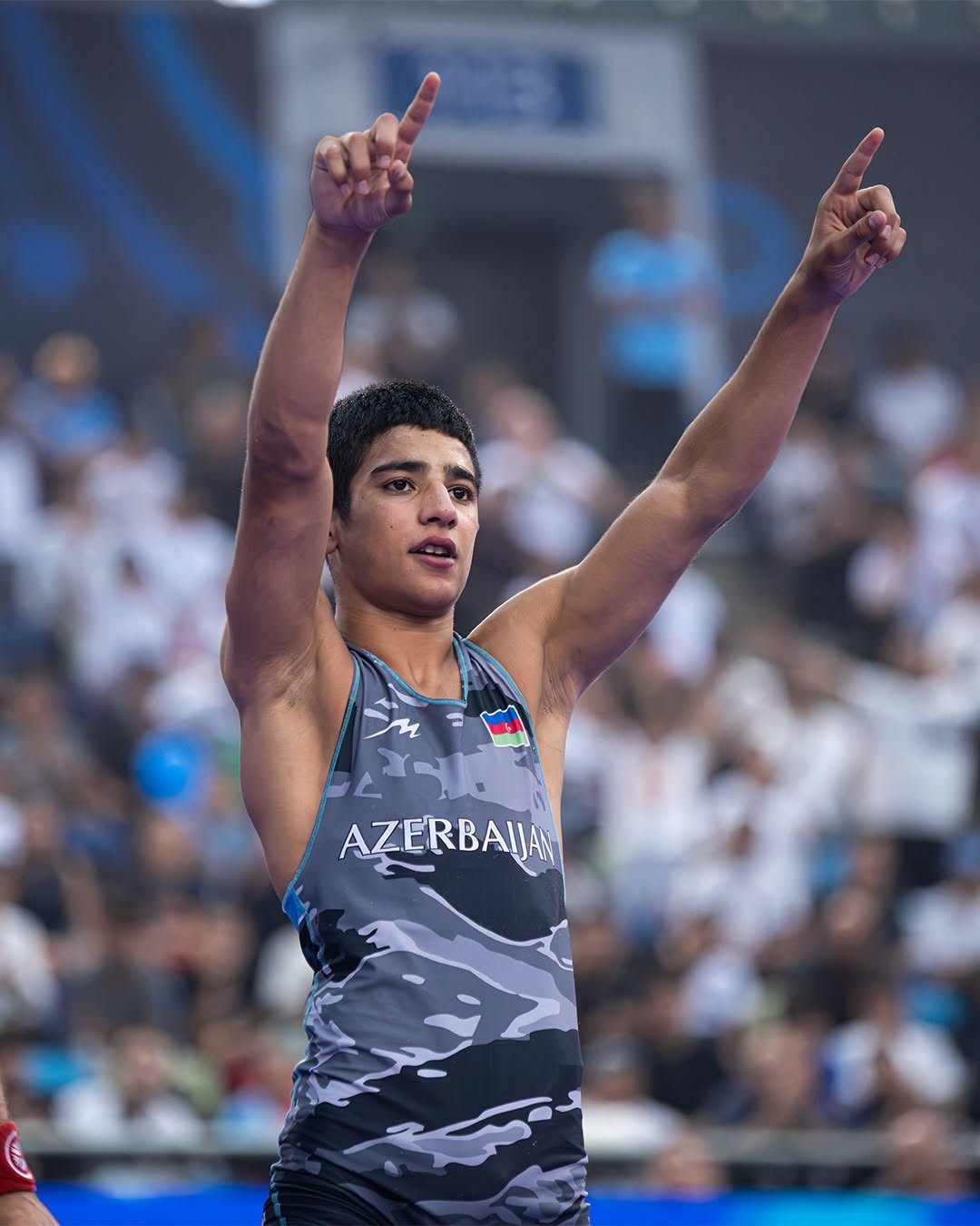 İki güləşçimiz dünya çempionatının finalında
