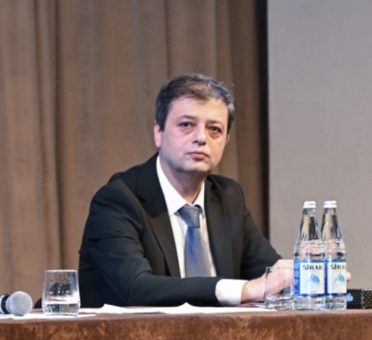 Vüqar Zifəroğlu Mətbuat Şurasına yeni sədr seçildi