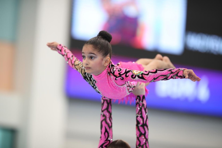 Ölkə birinciliyində aerobika gimnastikası üzrə ilk qaliblər müəyyənləşib