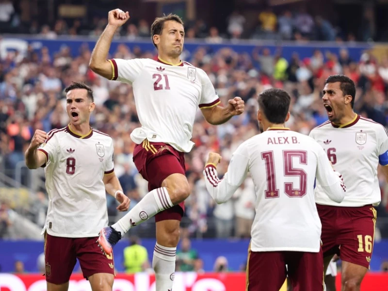 İspaniya Dünya çempionatının finalına vəsiqə qazandı