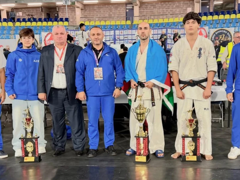 Azərbaycan karateçiləri Avropa çempionatında üç medal qazanıblar  