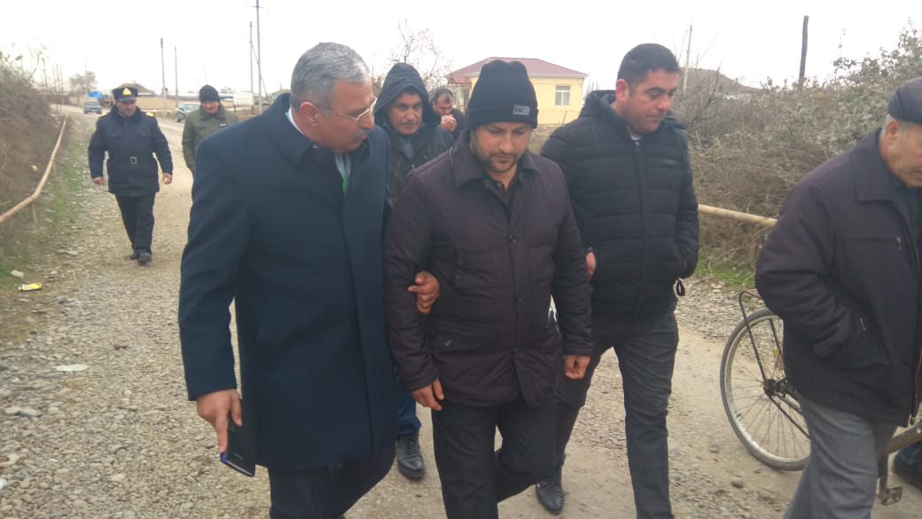 DEPUTATLIĞA NAMİZƏD MURAD FƏRZƏLİYEV BİR GÜNDƏ 4 YAŞAYIŞ MƏNTƏQƏSİNDƏ SEÇİCİLƏRLƏ KÜTLƏVİ VƏ FƏRDİ GÖRÜŞLƏR KEÇİRDİ
