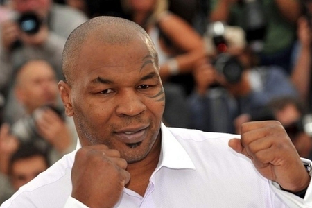 Mayk Tayson yenidən rinqə qayıdır