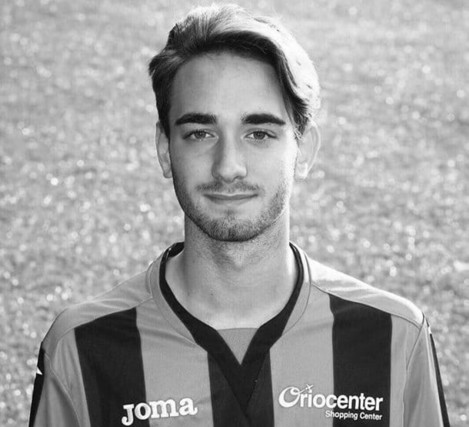 A seriyasında futbolçu dünyasını dəyişdi