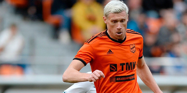 Rusiyalı məşhur futbolçu COVİD-19a yoluxdu