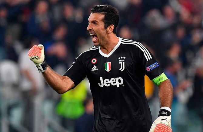 Buffon daha bir il Turində qalacaq