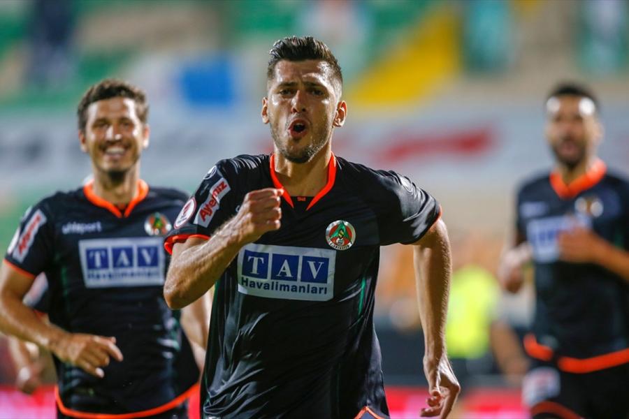 Türkiyə kuboku: &ldquo;Alanyaspor&rdquo; finalda