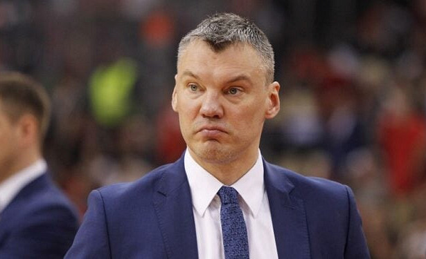 Kataloniya klubundan gözlənilməz əvəzetmə