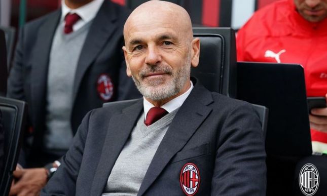 "Milan" rəhbərliyi baş məşqçiyə inanır