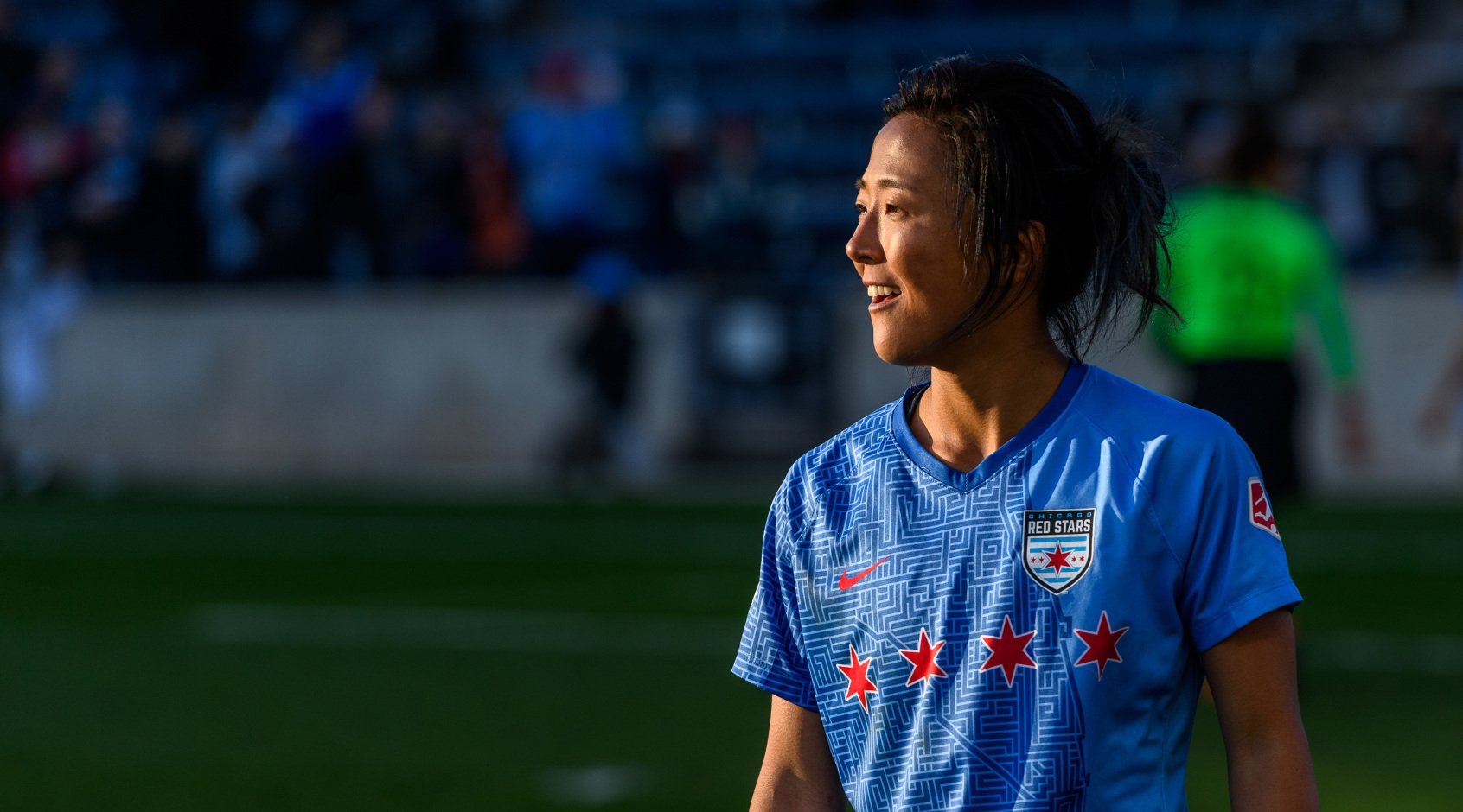 Qadın futbolçu kişilər ilə oynayacaq