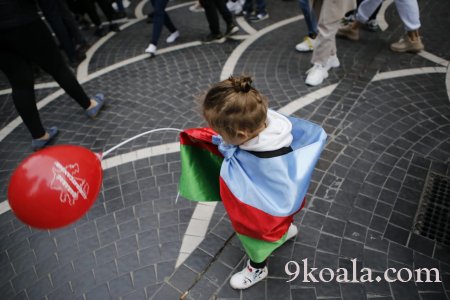 UŞAQLARIN QƏLƏBƏ SEVİNCİ - Foto