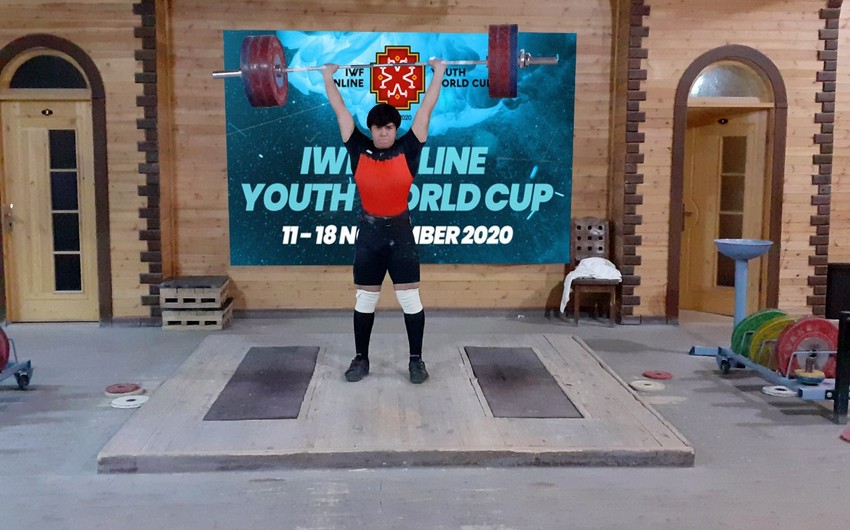 Ağırlıqqaldıranımız Dünya kubokunda 3 medal qazandı