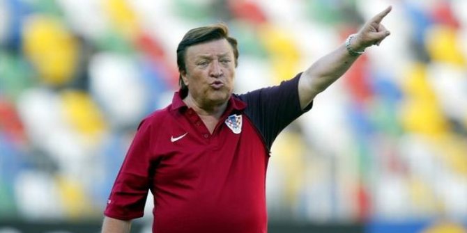 Baş məşqçi koronavirusdan dünyasını dəyişdi