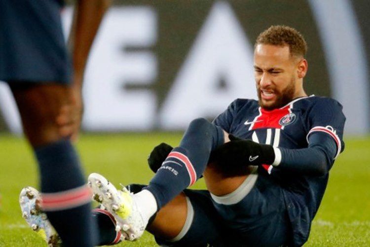 Neymar zədələndi