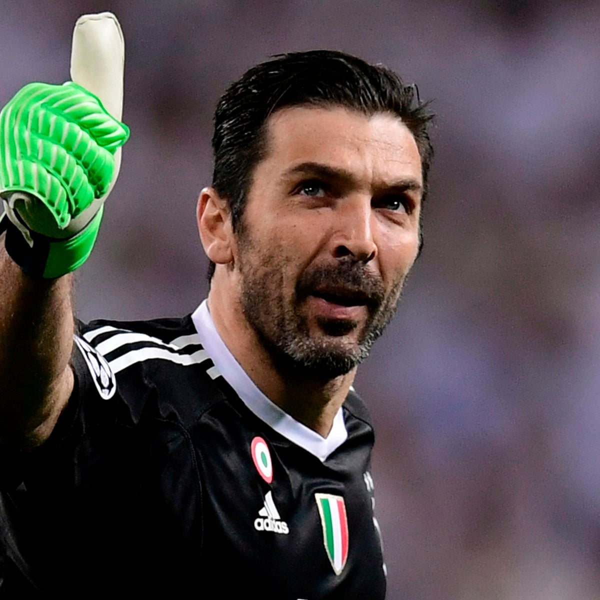 Buffon iki ildən sonra&hellip;