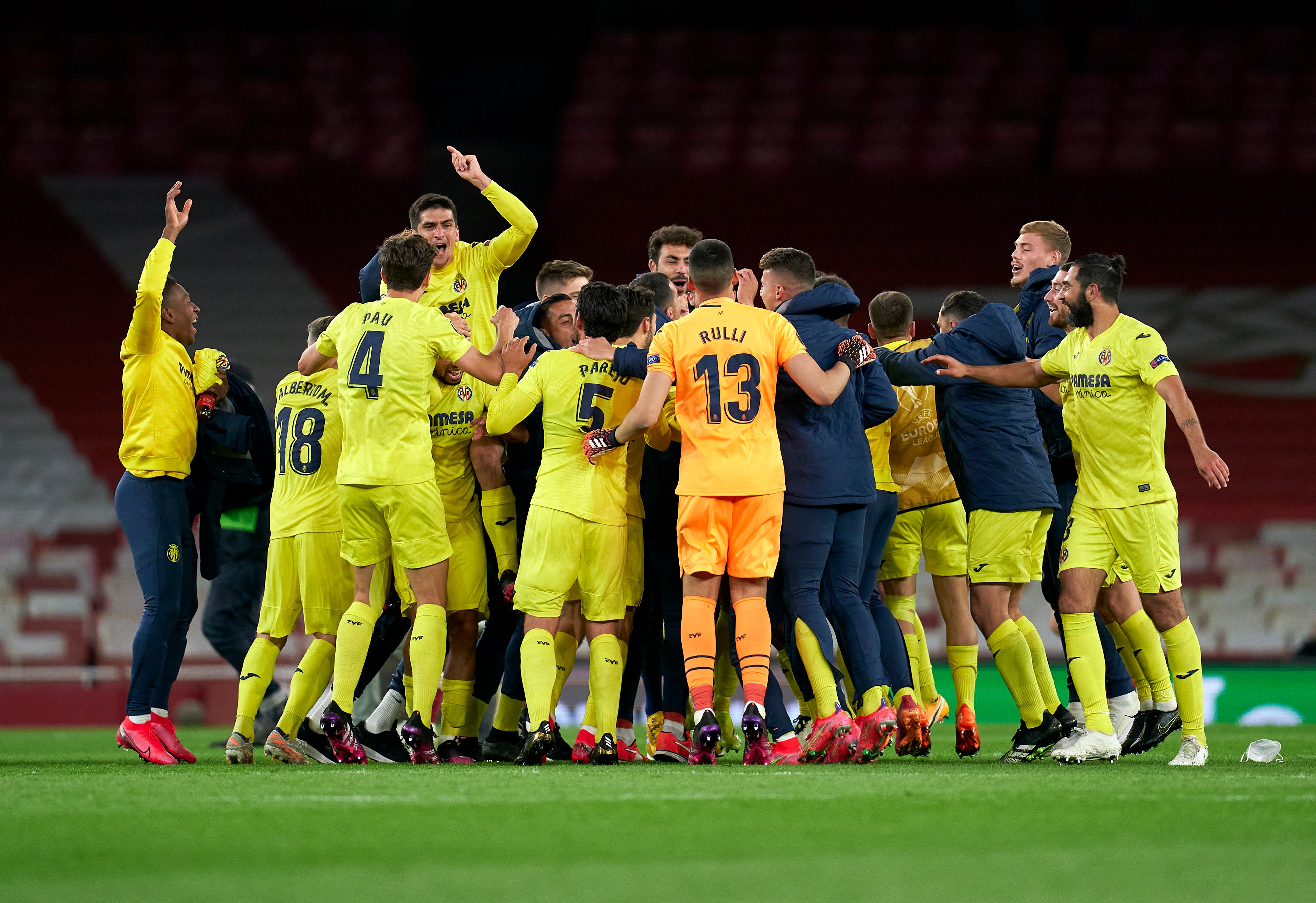 İspanlar Avropa Liqasında ingilis finalına mane oldu - FOTO