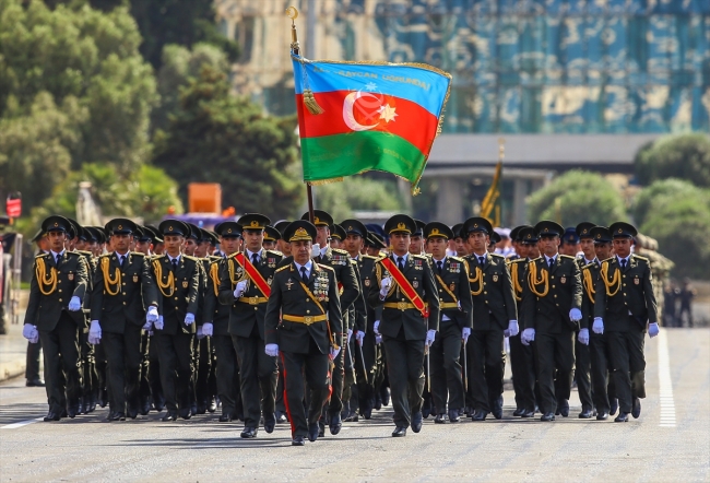 AZƏRBAYCAN ORDUSU NECƏ YARANDI?