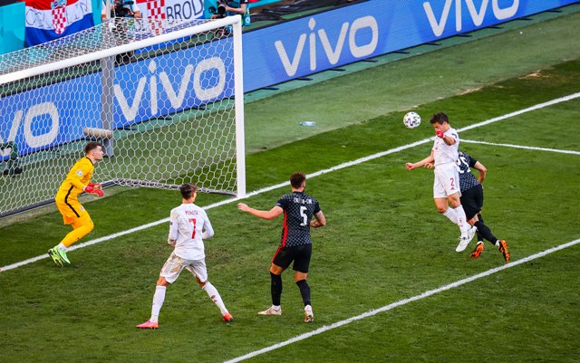 &laquo;Bankirlər&raquo; &laquo;üçrənglilər&raquo;i Parisə yola saldı &mdash; Fotoreportaj