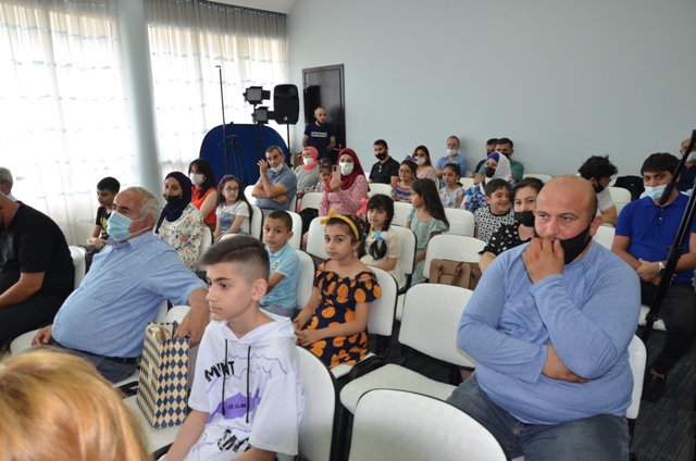 &ldquo;İdman və ədalətli oyunlar&rdquo; mövzusunda rəsm müsabiqəsinin qaliblərinin mükafatlandırılma mərasimi keçirilib - FOTO