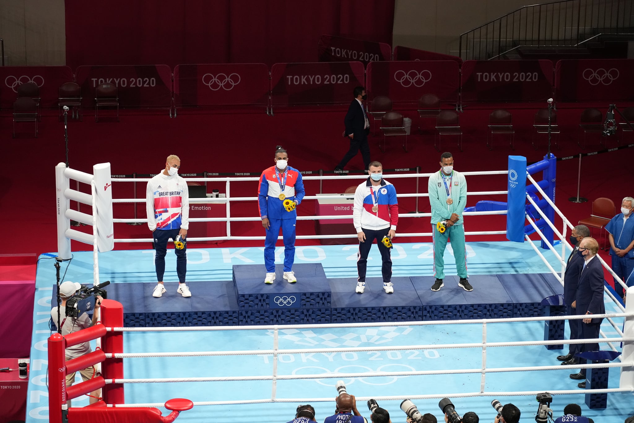 Boksçumuza bürünc medal təqdim olundu — FOTO