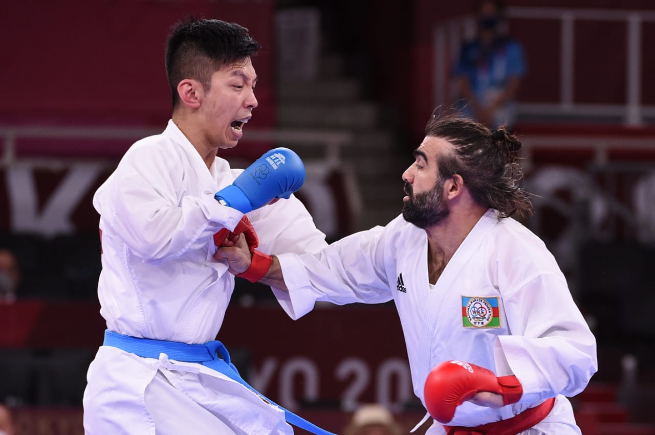 Rafael Ağayev Tokio-2020-nin gümüş medalına sahib çıxdı&nbsp;- FOTO