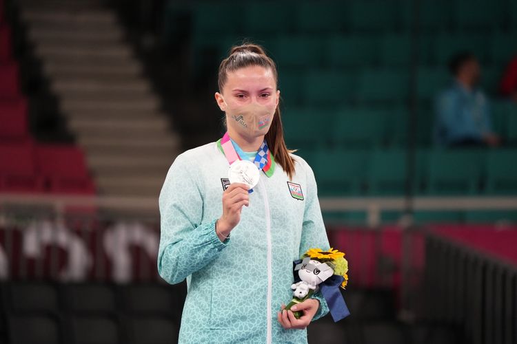 Tokio-2020: İrina Zaretska gümüş medalla təltif olundu - FOTO