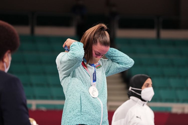 Tokio-2020: İrina Zaretska gümüş medalla təltif olundu - FOTO