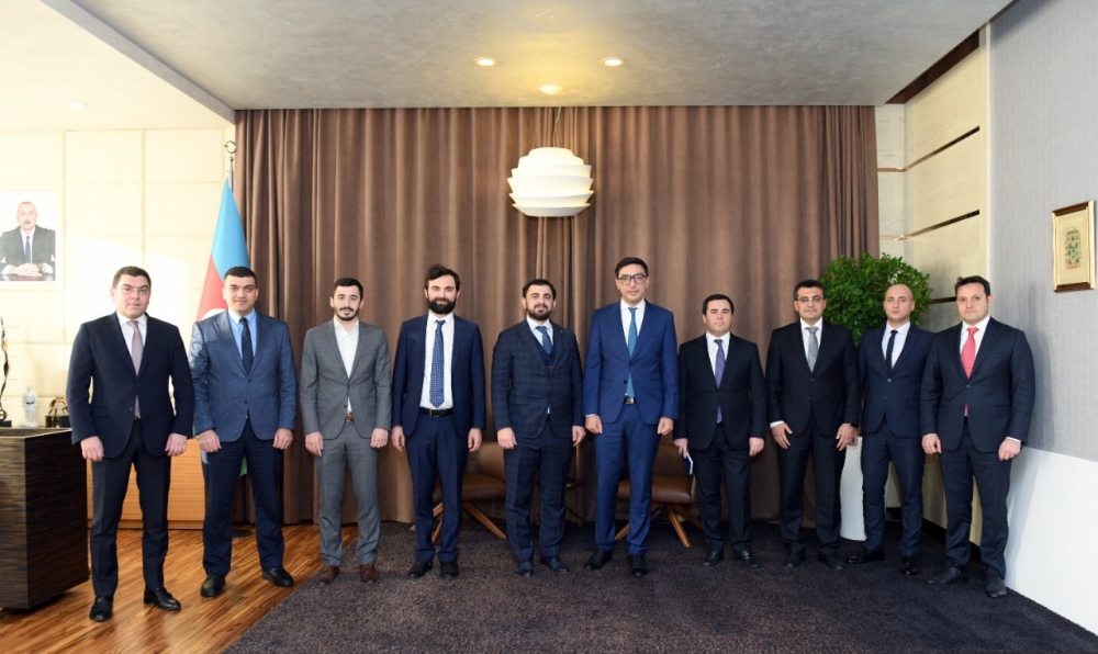 Gənclər və idman naziri Konfederasiya rəsmiləri ilə görüşüb