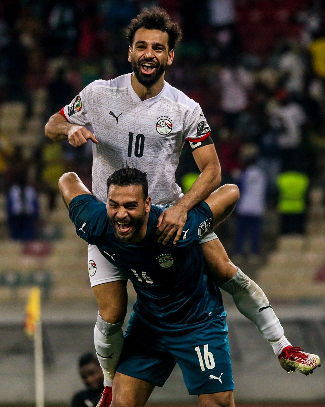 &laquo;Fironlar&raquo; finala vəsiqə qazandılar