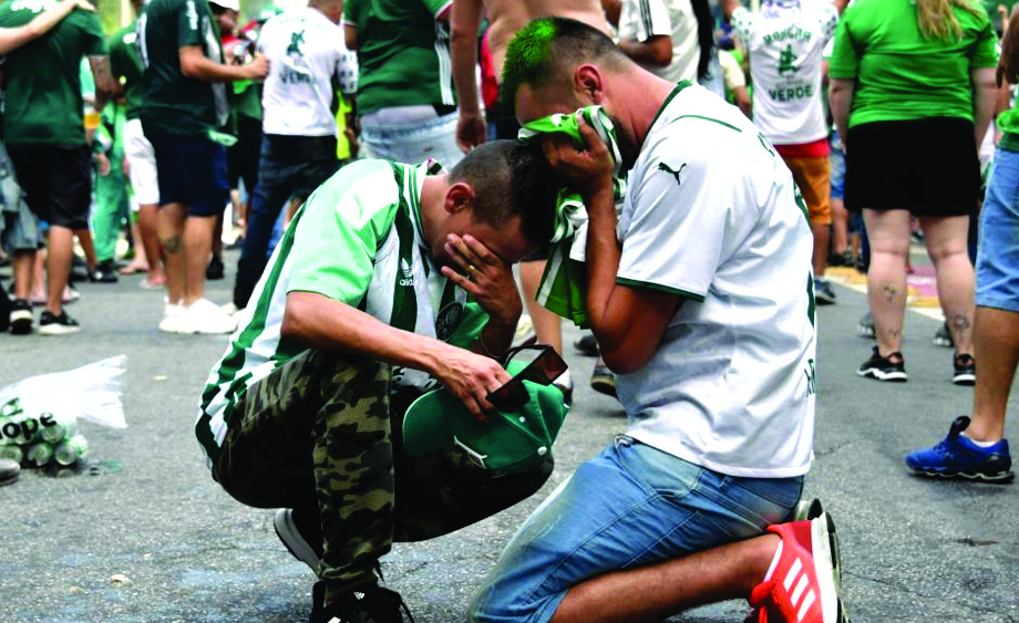 Azarkeş &ldquo;Palmeyras&rdquo;ın məğlubiyyətinin qurbanı oldu