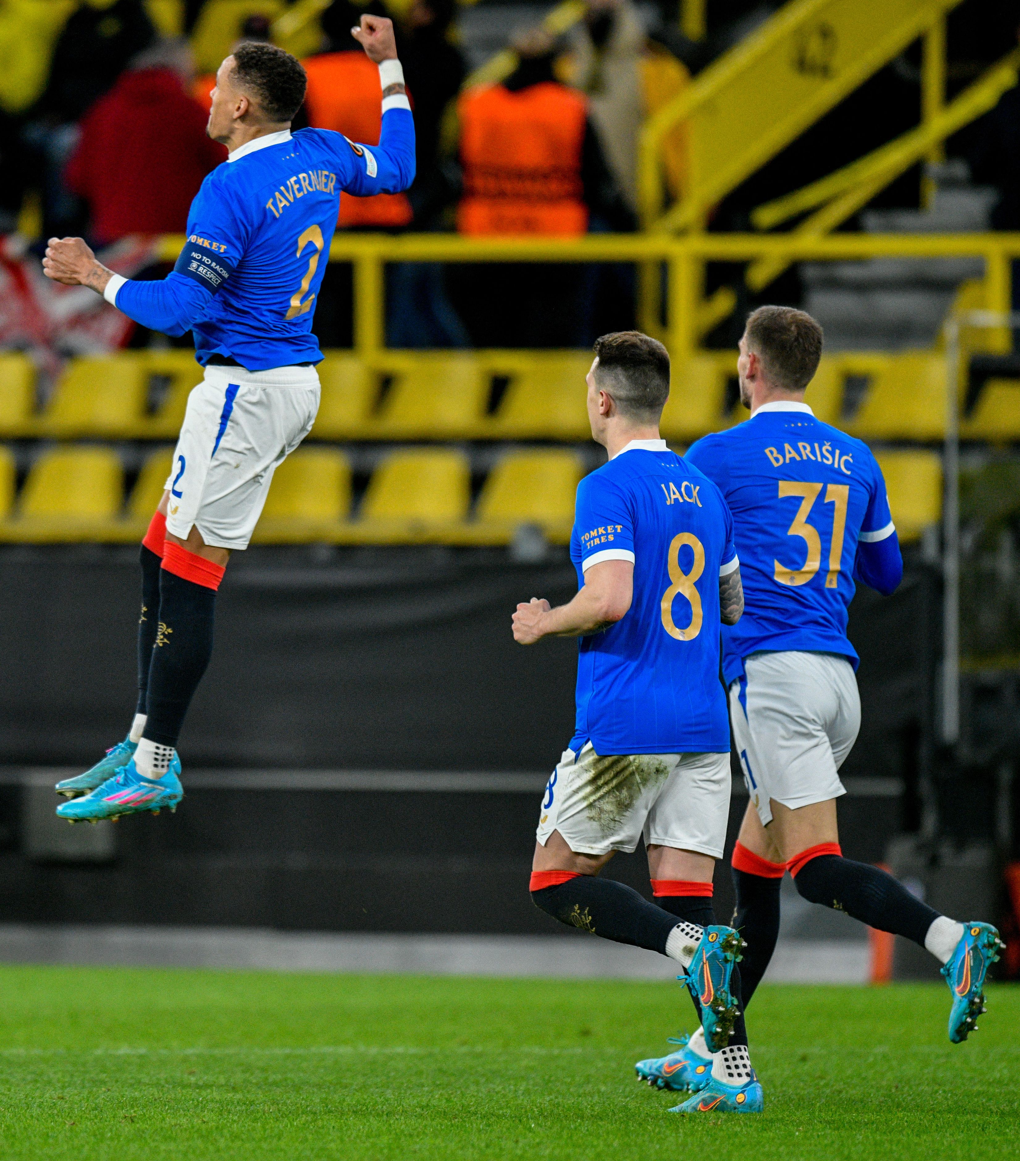 Avropa Liqası: Pley-off mərhələsinin ilk oyunlarına yekun vuruldu - FOTO