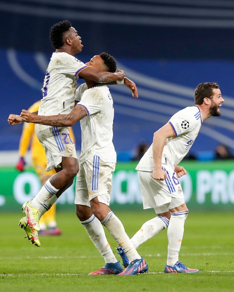 &laquo;Santyaqo Beranbeu&raquo;da &laquo;Benzema tamaşası&raquo; - FOTO