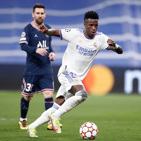 &laquo;Santyaqo Beranbeu&raquo;da &laquo;Benzema tamaşası&raquo; - FOTO