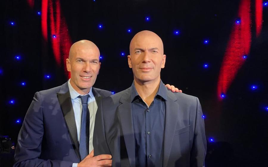 Zizunun mumdan daha bir heykəli hazırlanıb