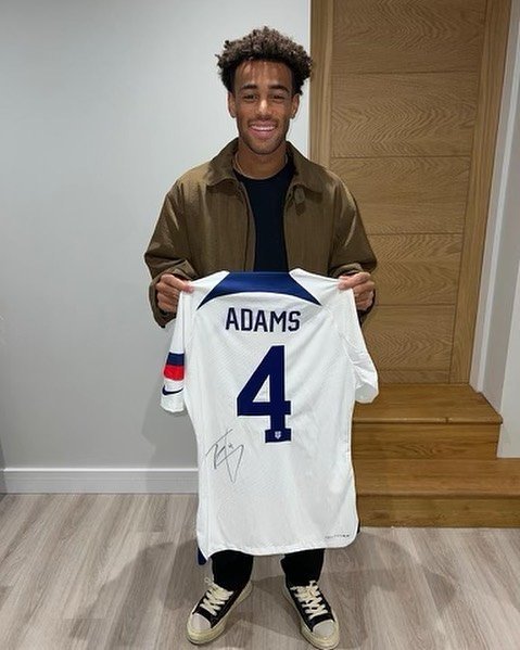 ABŞ-dan Rusiyaya &laquo;köynək atmacası&raquo;- FOTO