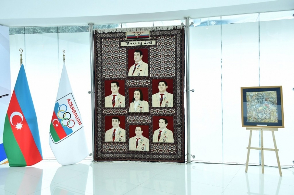 MOK-un 30 illik yubileyinə həsr olunmuş “Olimpiya, incəsənət və idman” adlı sərginin açılış mərasimi keçirilib - FOTO