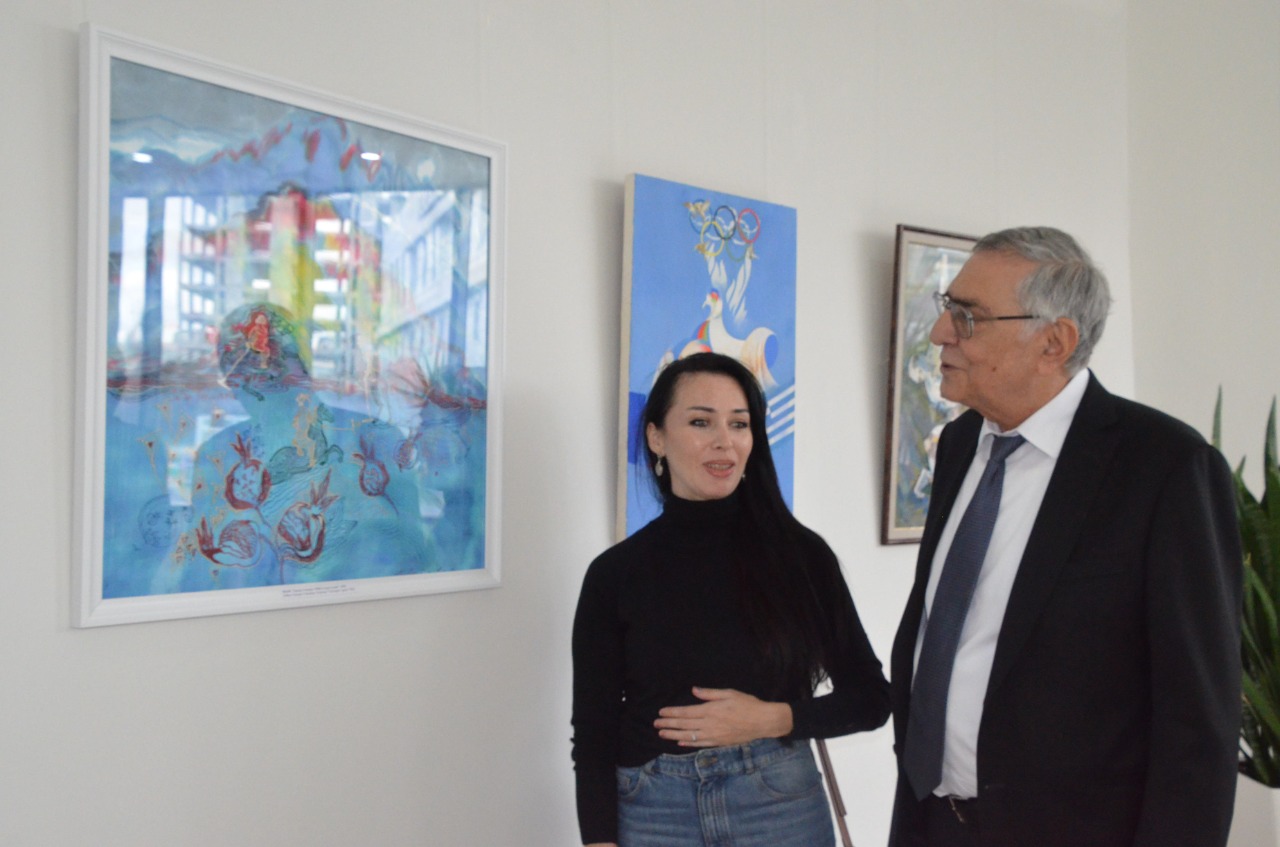 MOK-un 30 illik yubileyinə həsr olunmuş “Olimpiya, incəsənət və idman” adlı sərginin açılış mərasimi keçirilib - FOTO
