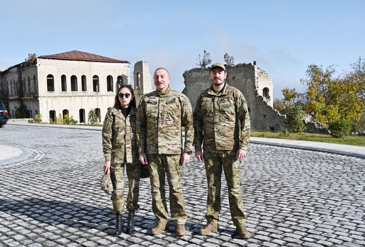 Prezident İlham Əliyev Zəfər Günü münasibətilə Şuşada təşkil olunan tədbirdə iştirak edib&nbsp;