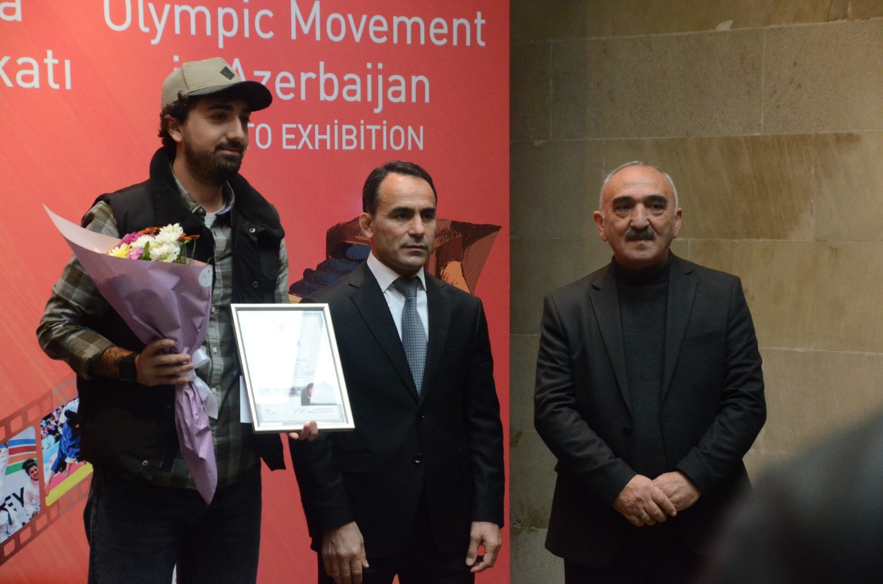 “Azərbaycanda Olimpiya Hərəkatı” mövzusunda keçirilən foto müsabiqəsinin qaliblərinin mükafatlandırılıb
