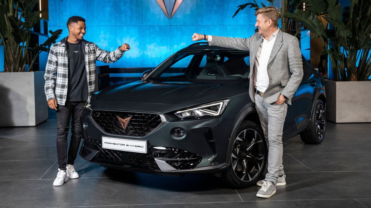 &ldquo;Barselona&rdquo;lı futbolçu yerli vətəndaşı yaralayıb