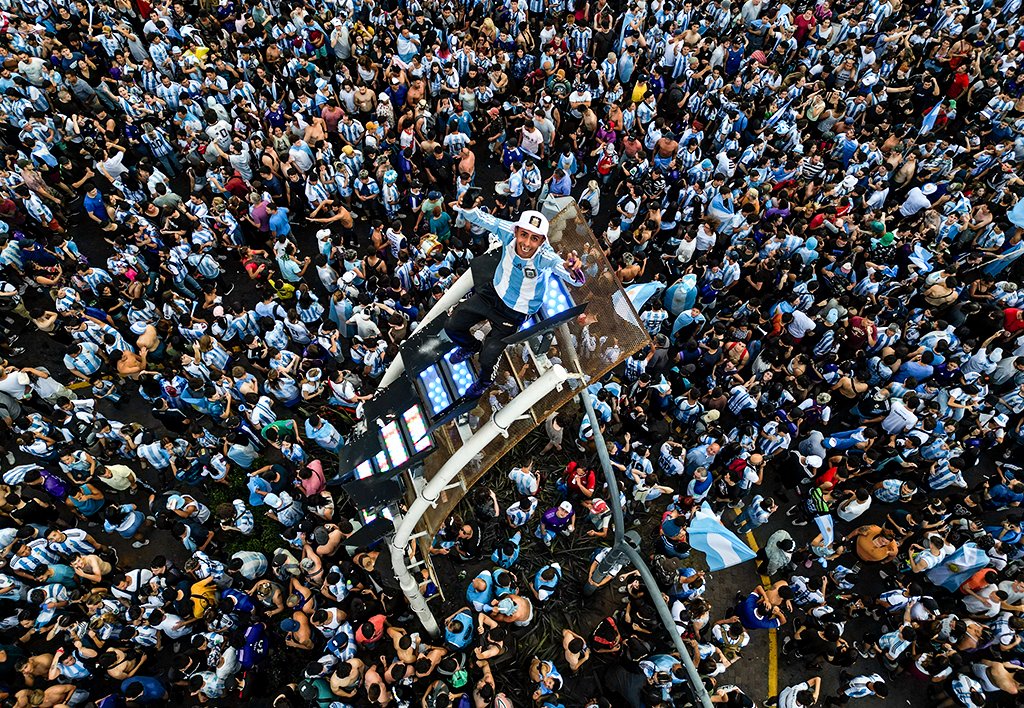 Azarkeşlər və rəssamlar finala hazırlaşırlar - Fotoreportaj&nbsp;