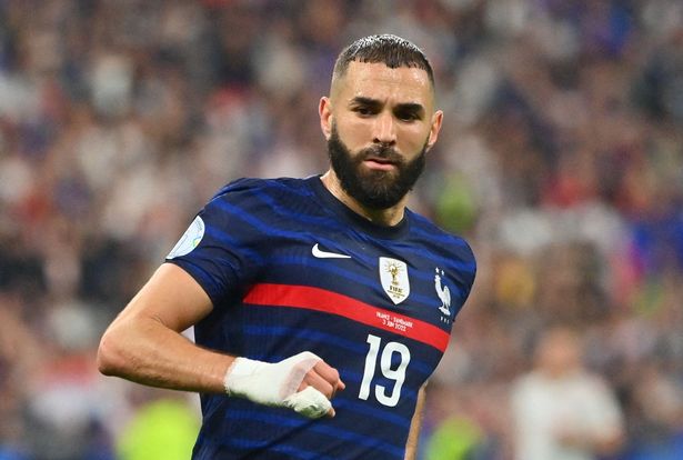 Benzema Fransa prezidentinin təklifini qəbul etməyib