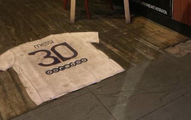 &laquo;Girərkən ayaqlarınızı silməyi unutmayın&raquo;