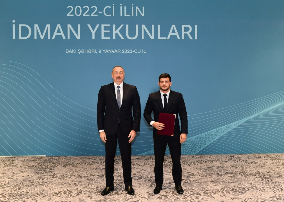 Prezident İlham Əliyev ötən ilin idman yekunlarına həsr olunmuş mərasimdə iştirak edib