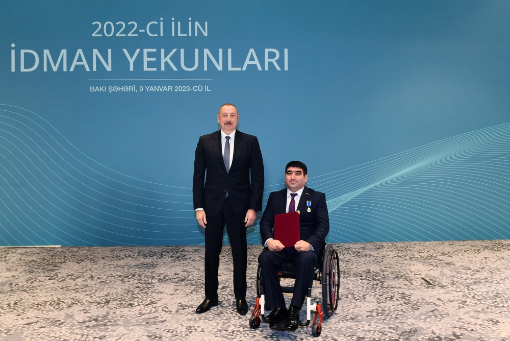 Prezident İlham Əliyev ötən ilin idman yekunlarına həsr olunmuş mərasimdə iştirak edib