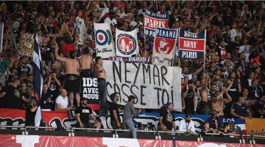 Azarkeşlər PSJ-dən narazıdırlar