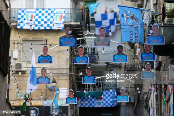 Dağılan Neapol, yarımçıq qalan azarkeş ömrü