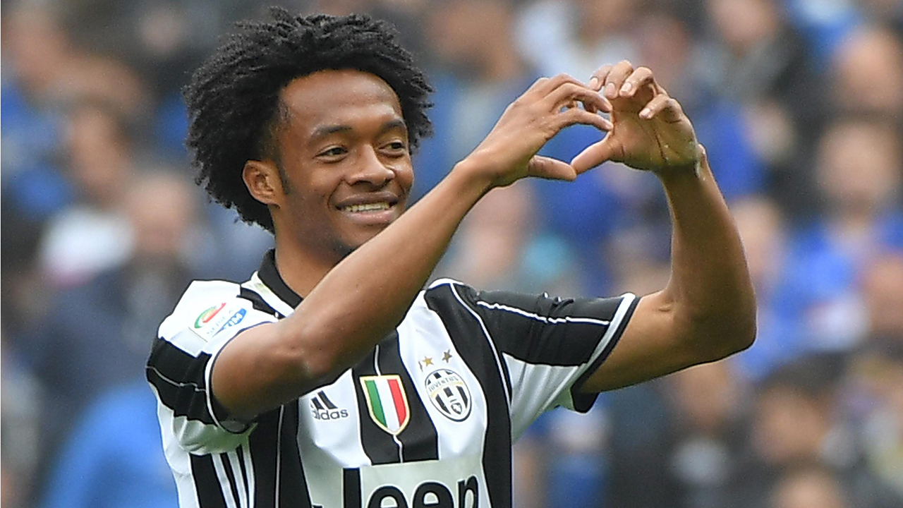 Kolumbiyalı futbolçu &laquo;Qoca Sinyora&raquo;dan ayrılır